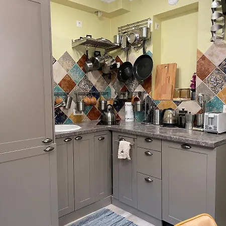 Apartman Exquisite 1br Apts In Center W Parking *